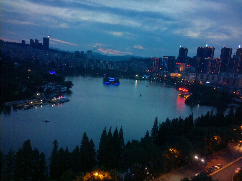 ���ݱ������@���O(ji��n)�O(ji��n)�ع����(xi��ng)Ŀ